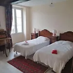 A La Ferme * Vincy-Manoeuvre